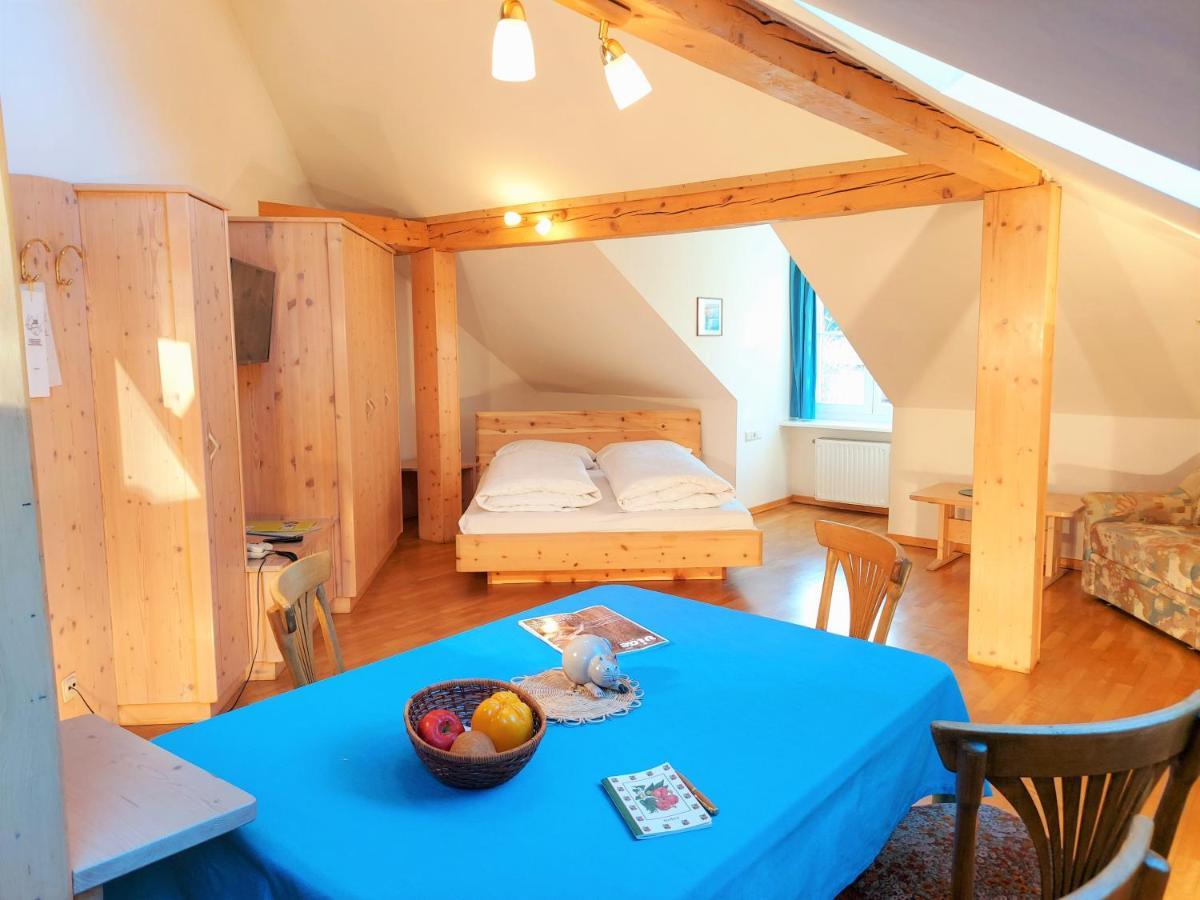 Residence Zum Theater Colle Isarco Esterno foto