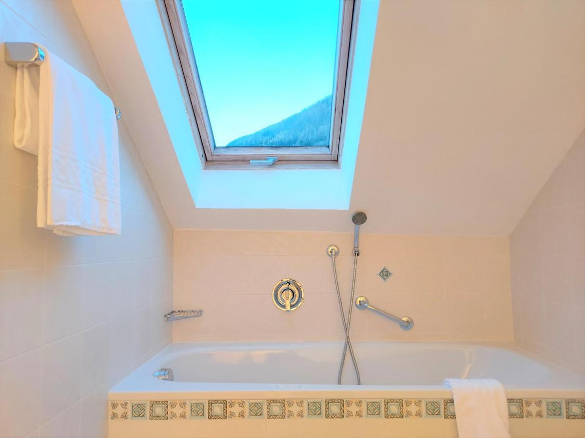 Residence Zum Theater Colle Isarco Esterno foto
