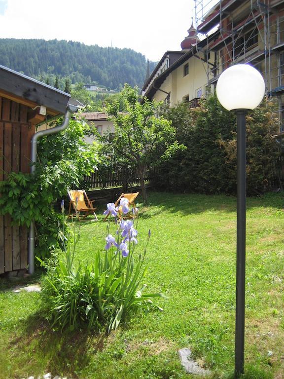 Residence Zum Theater Colle Isarco Esterno foto