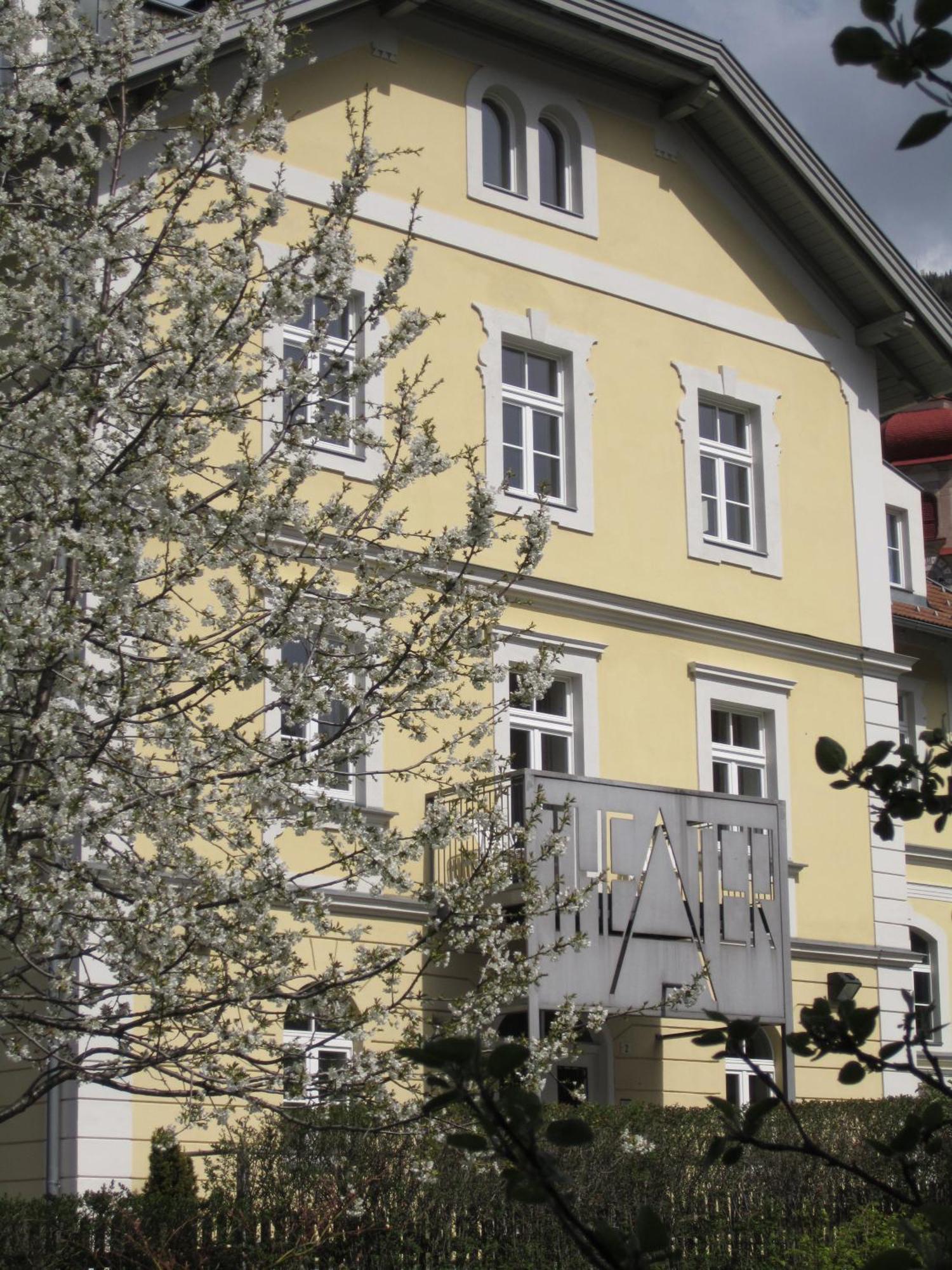 Residence Zum Theater Colle Isarco Esterno foto