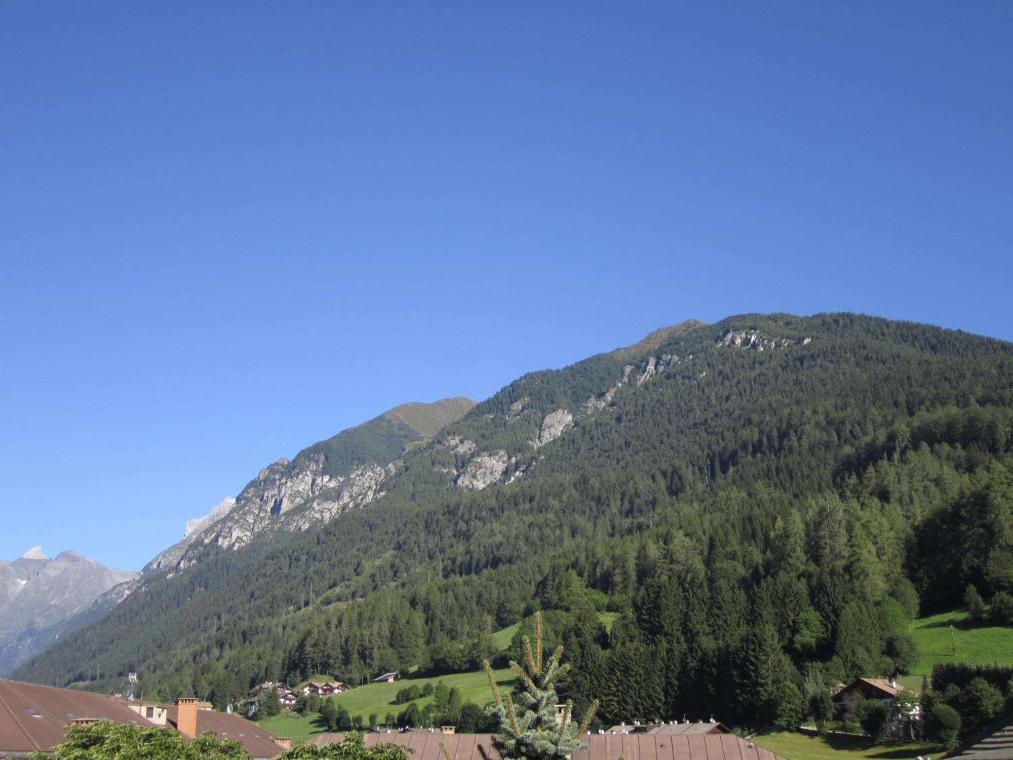 Residence Zum Theater Colle Isarco Esterno foto