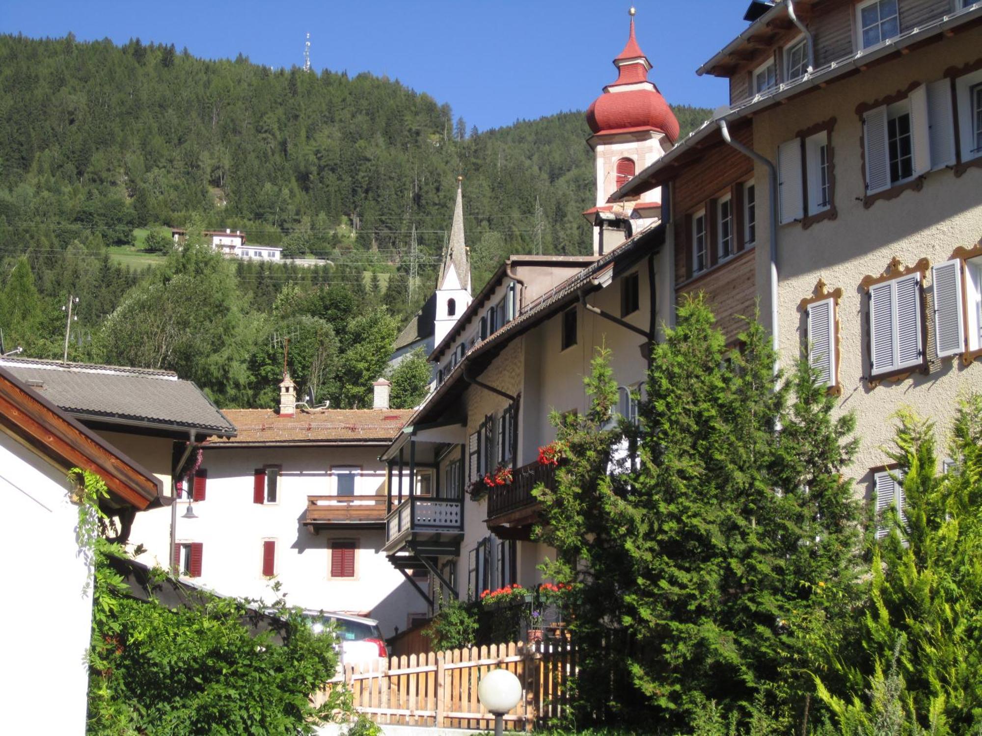 Residence Zum Theater Colle Isarco Esterno foto