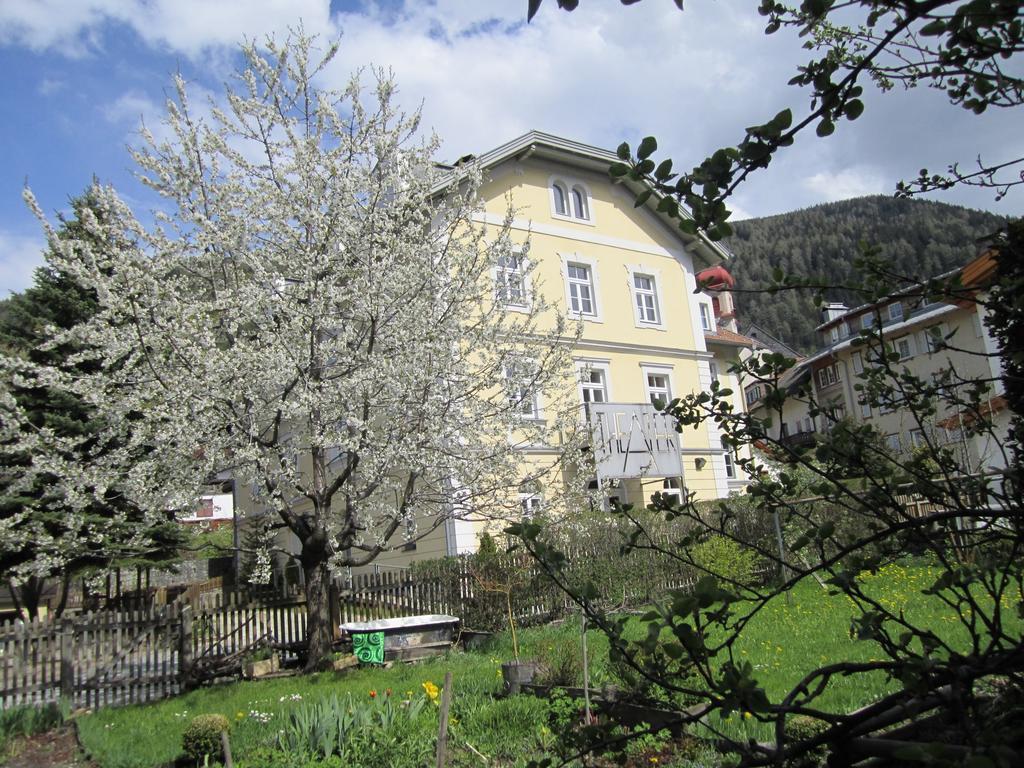 Residence Zum Theater Colle Isarco Esterno foto